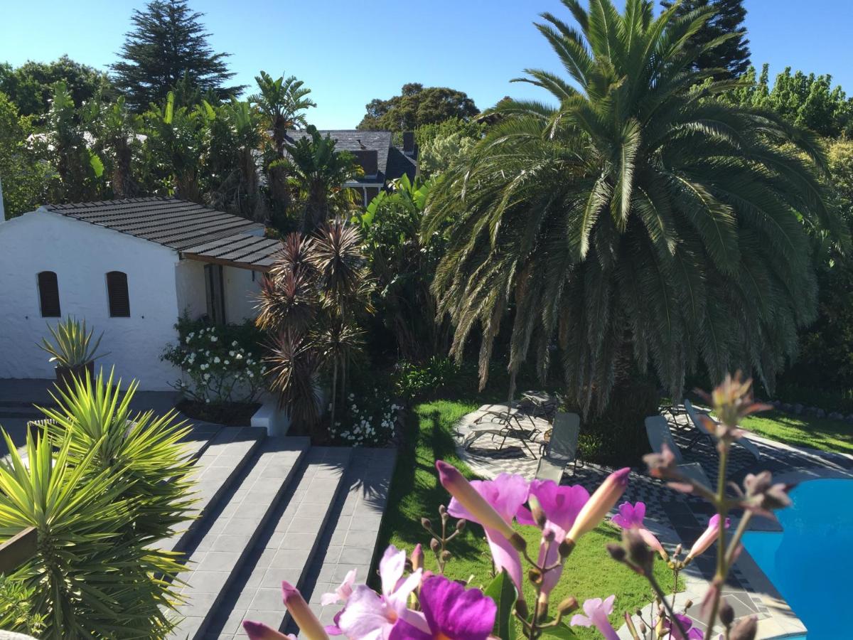 Cottage mit Gartenblick