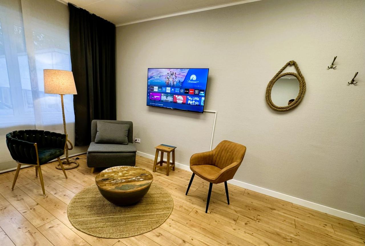 Basic Triple Room with Shared Bathroom