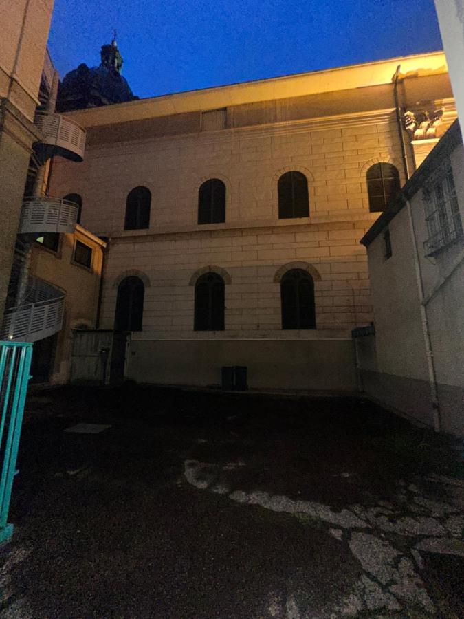 Magnifique appartement neuf Bellecour - B&B Lyon