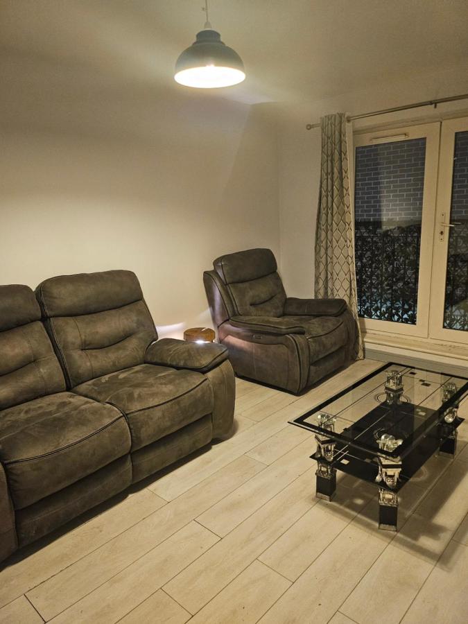 New built Apartment in Central Northampton - Chambres d’hôtes Kingsthorpe