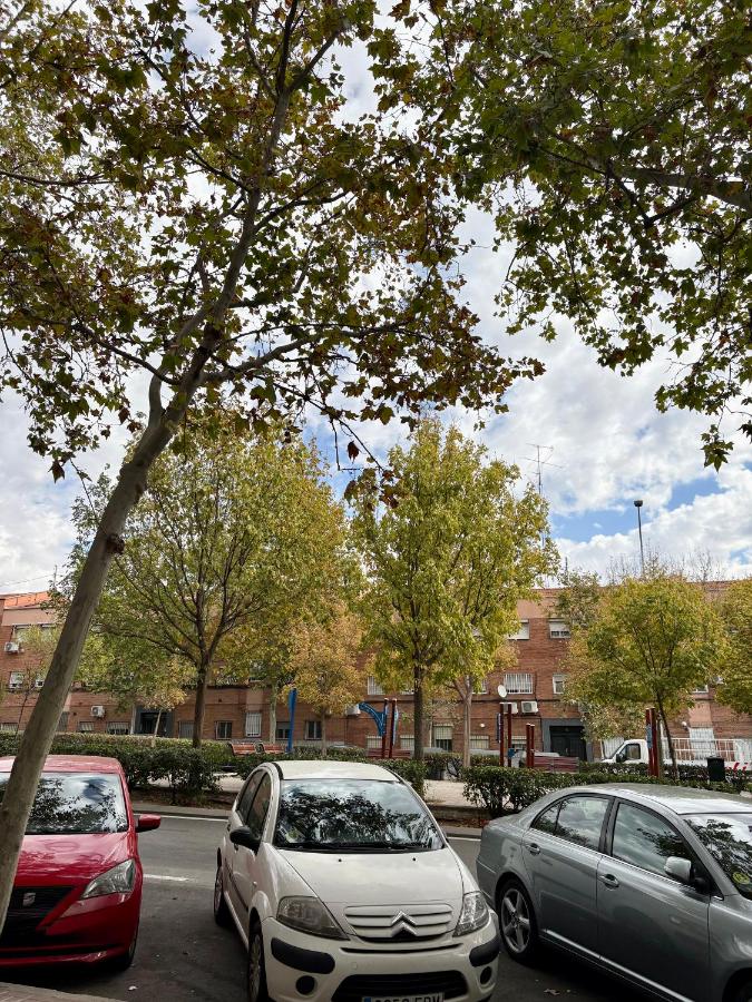 Acogedora habitación en barrio madrileño con encanto - B&B Madrid