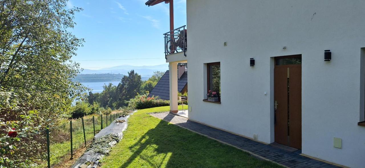 Suite with Lake View