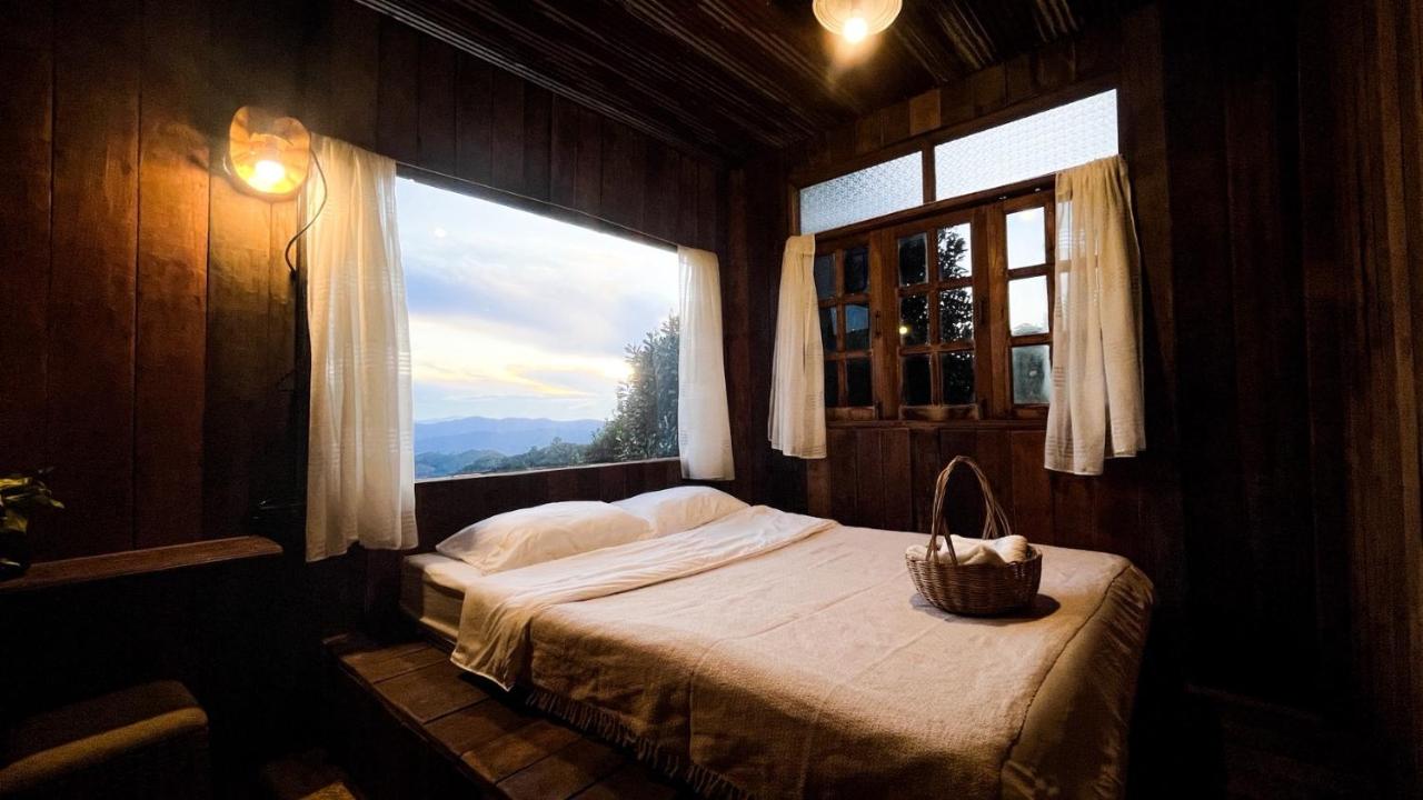 Family Room with Mountain View