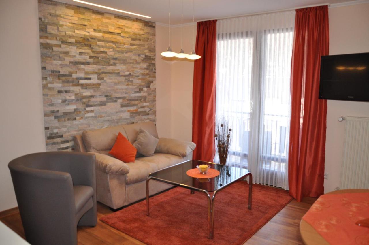 Superior One-Bedroom Apartment