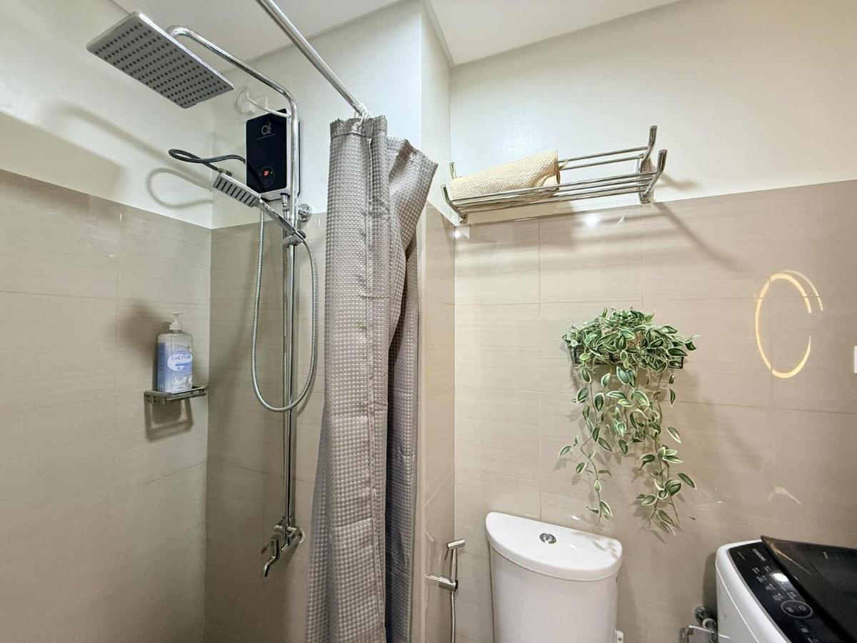 Affordable Stay at Shore Residence near MOA by VCA Staycation - Chambres d'hôtes Manille