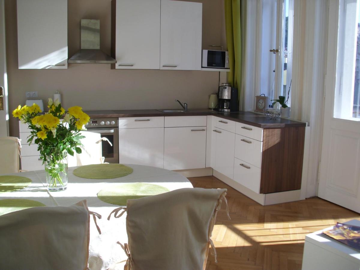 B&B Karlovy Vary - Apartment in City Center - MORASSI - Bed and Breakfast Karlovy Vary