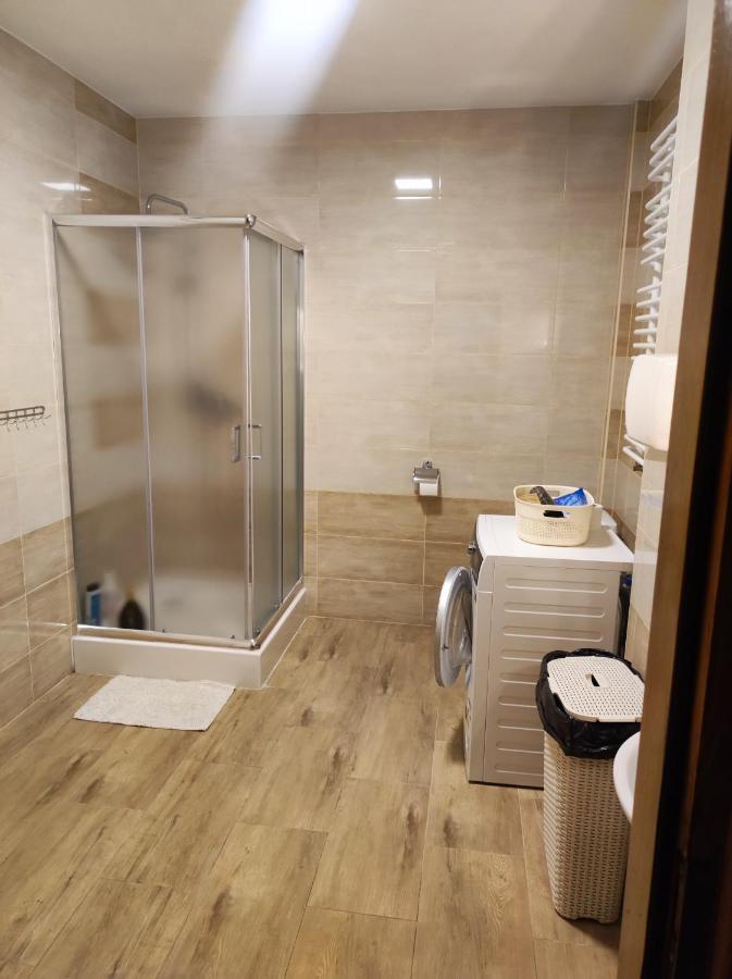 Camera Quadrupla con Bagno in Comune