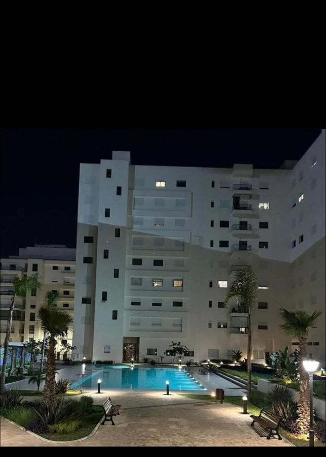 Luxury residence with pools and games - B&B Tangeri