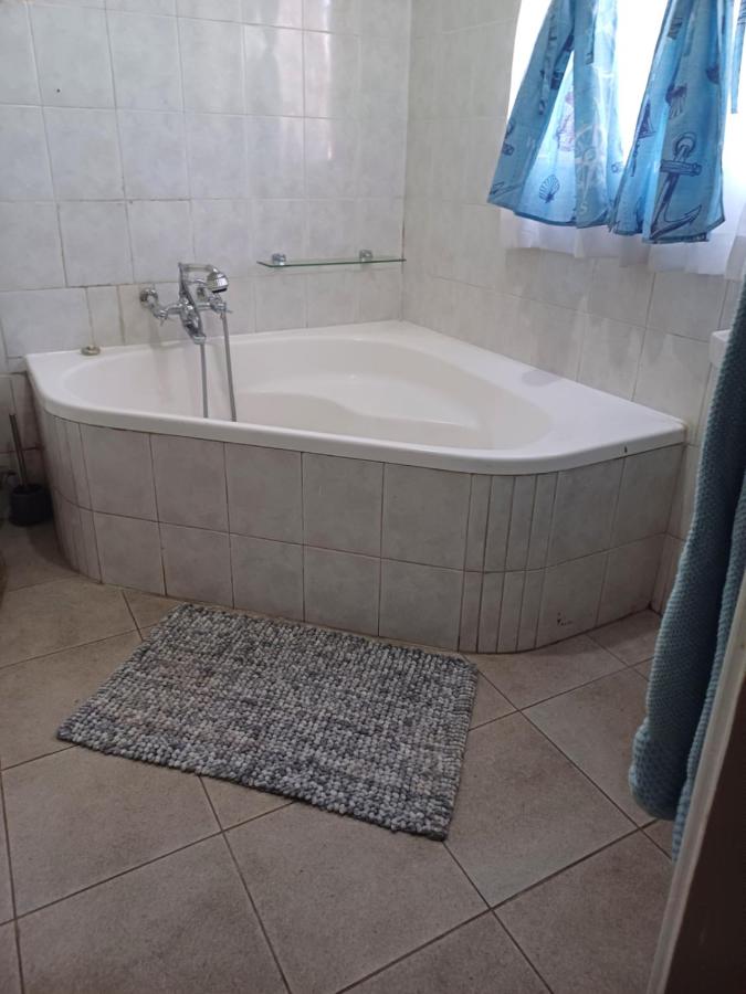 Serene on 5 Cologne - Chambres d’hôtes Germinston