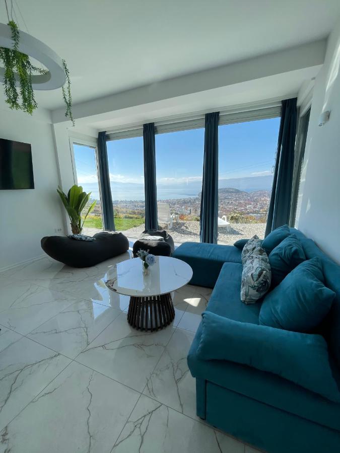 Citytop Nest - B&B Ocrida