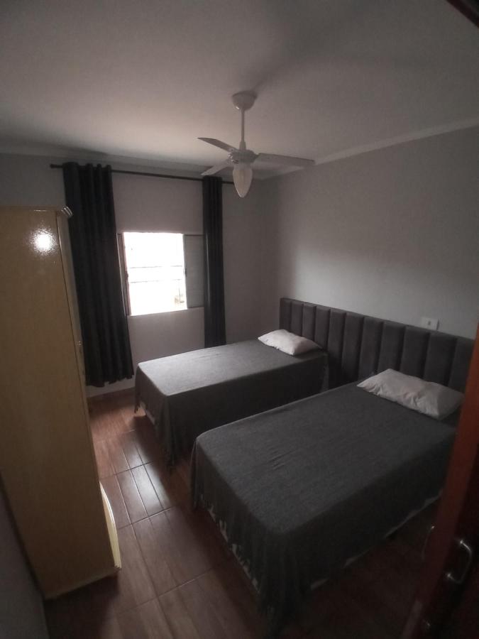 Quarto Solteiro sem TV - Bed and Breakfast Artur Nogueira