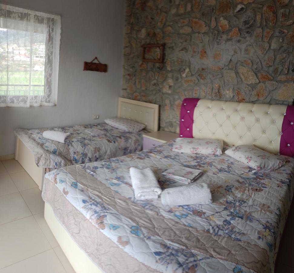 Triple Room with Lake View