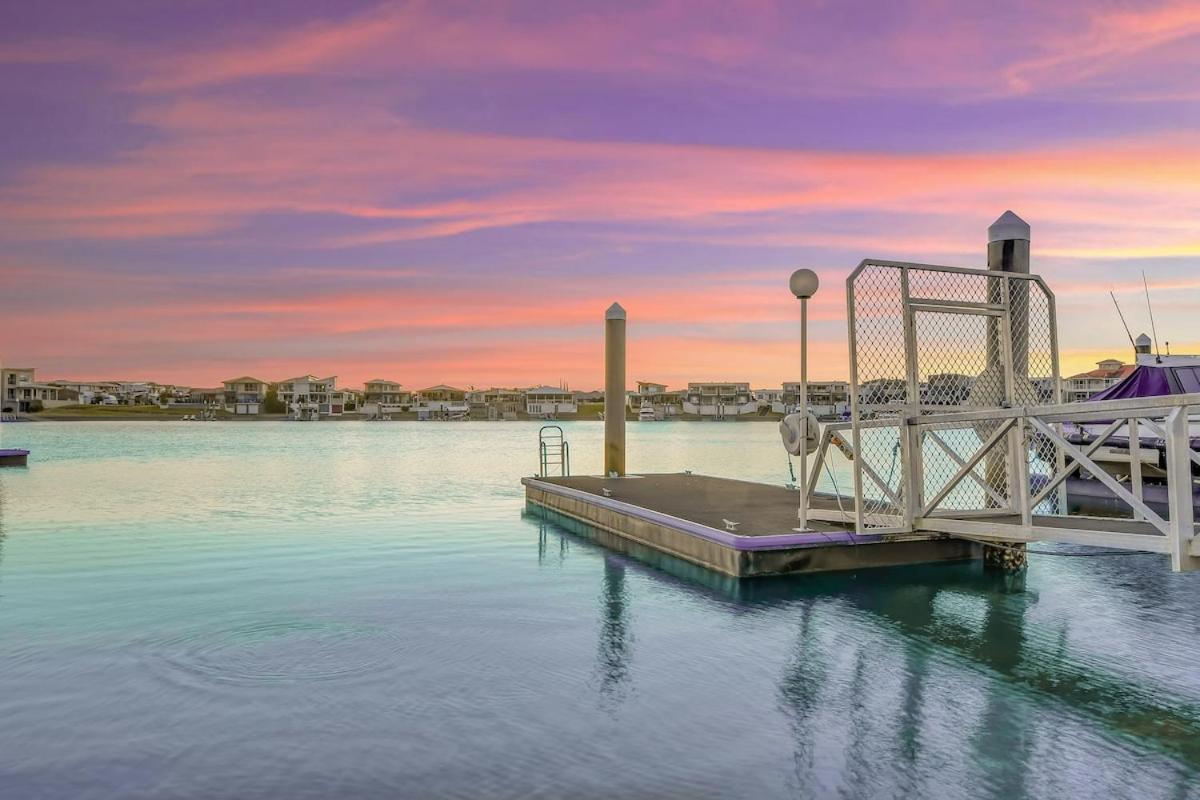 Waterfront-Bay View - B&B Port Macquarie