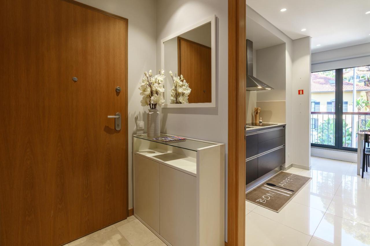 Mar e Sol Chic & Modern City Apartment - Bed and Breakfast Funchal