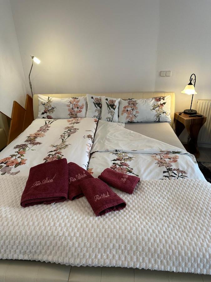 One-Bedroom Apartment with Garden View