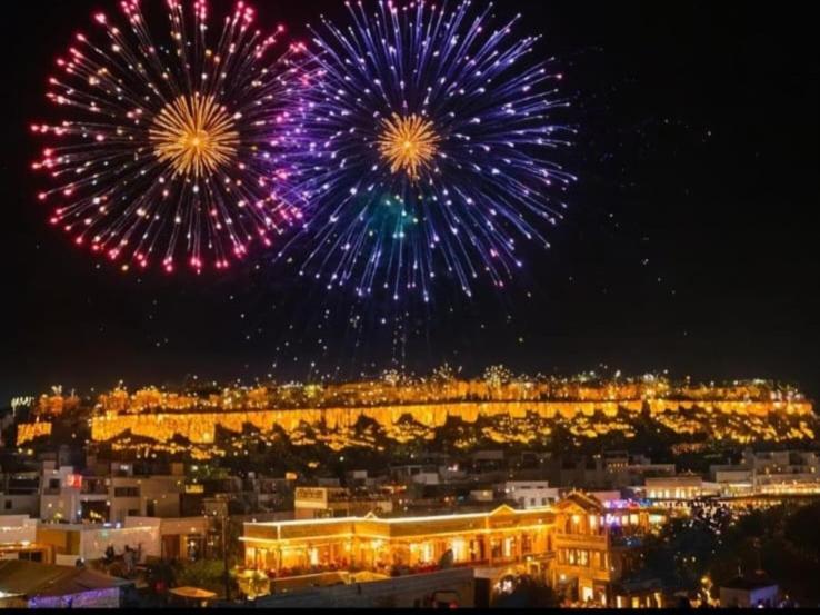 Hotel Robin Jaisalmer Near fort view - B&B Jaisalmer