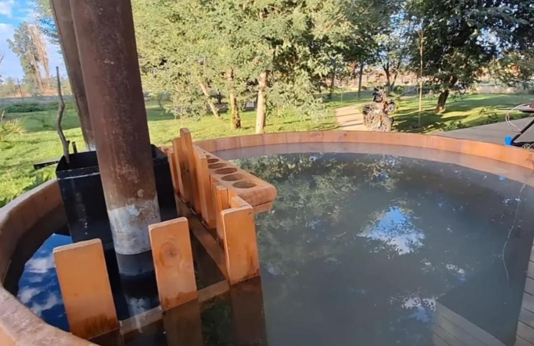 Piscinas y cabañas llancanao - B&B Linares