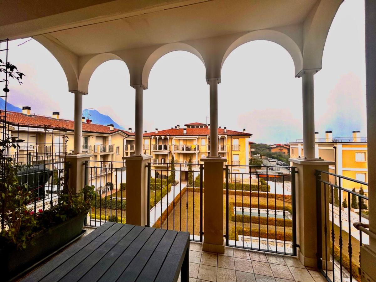 Attico Montiglio - Panorama-WiFi - B&B Collebeato