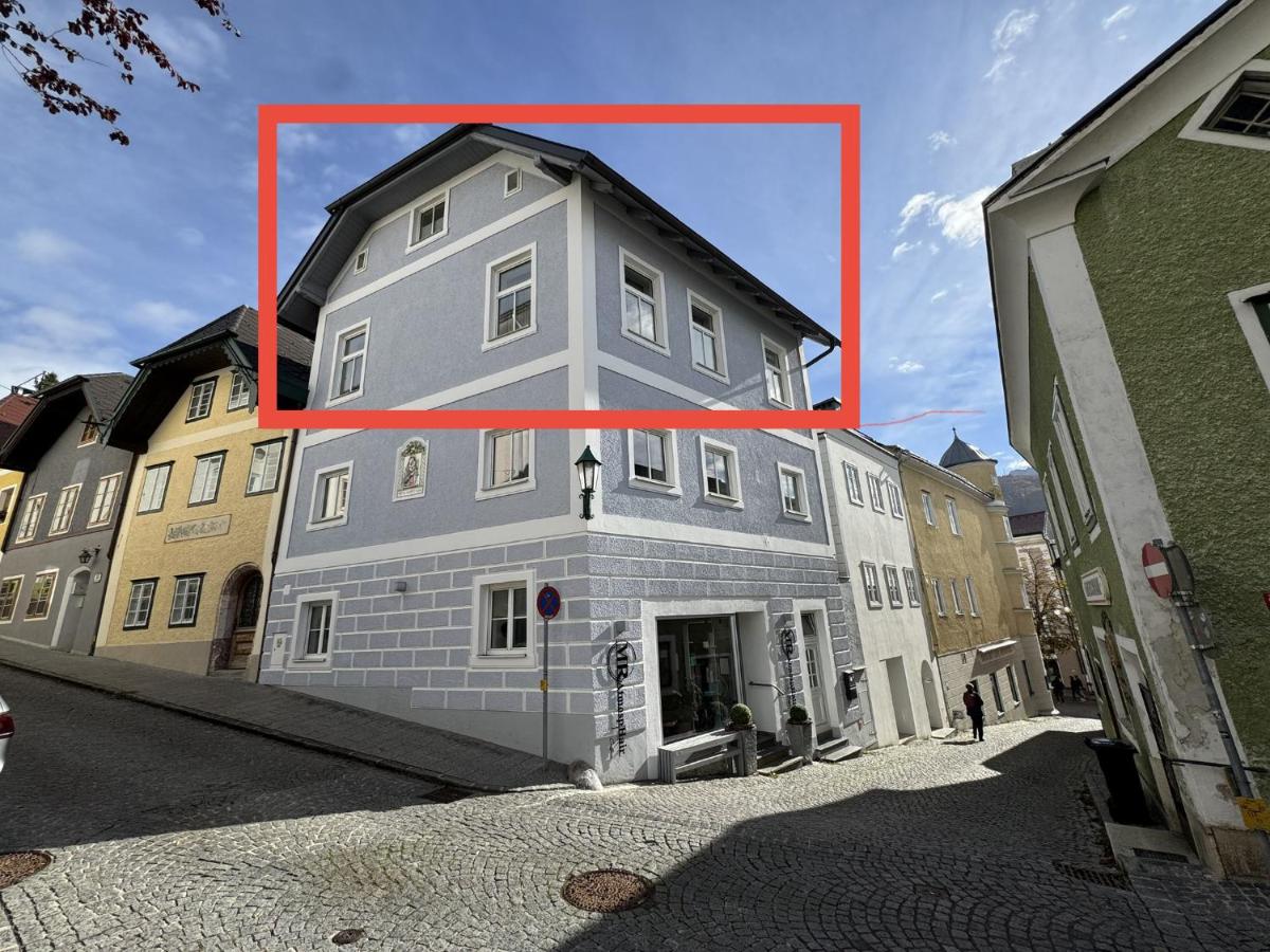 Salzkammergut Homes Gmunden - See- und Stadtblick, zentrale Lage, Balkon - ideal für Familien - B&B Gmunden