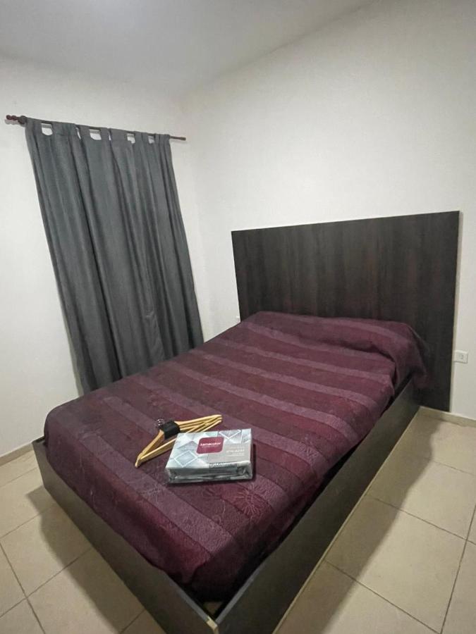 Departamento frente al shopping con patio - Bed and Breakfast San Juan