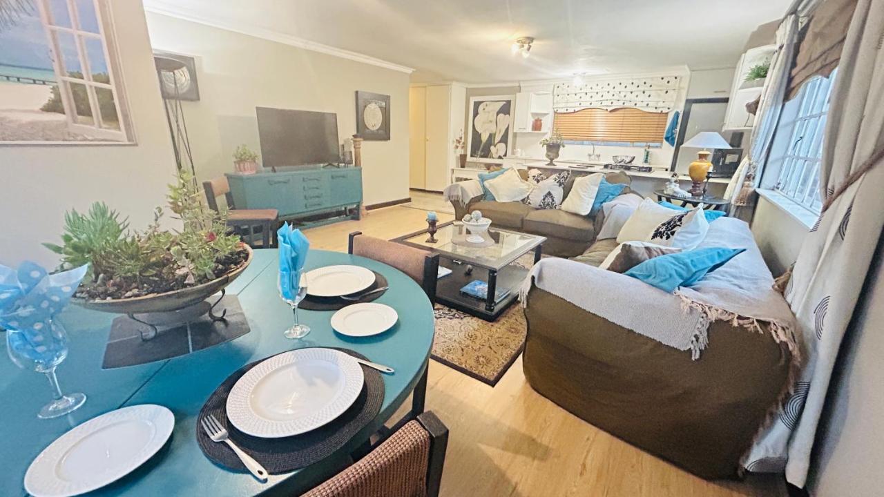 Artzys Cottage 1km to Olivedale Clinic - B&B North Riding