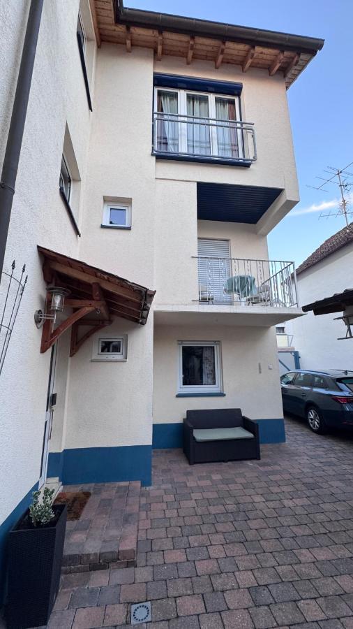 Ferienhaus in Lambsheim- "familienfreundlich" und PlayStation-FIFA - B&B Lambsheim