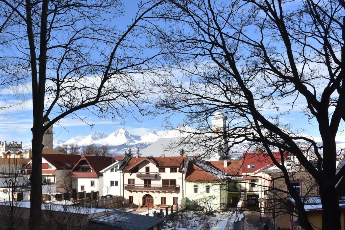 Self Check-In - Central - Cook Like Home - B&B Poprad