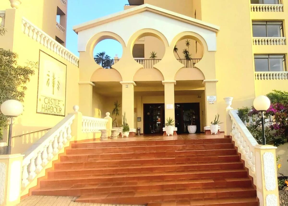 Modern Studio in Castle Harbour - B&B Los Cristianos