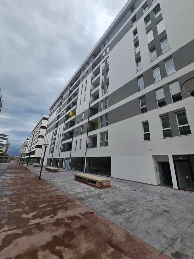 Univers City Apartment - Chambres d’hôtes Tirana