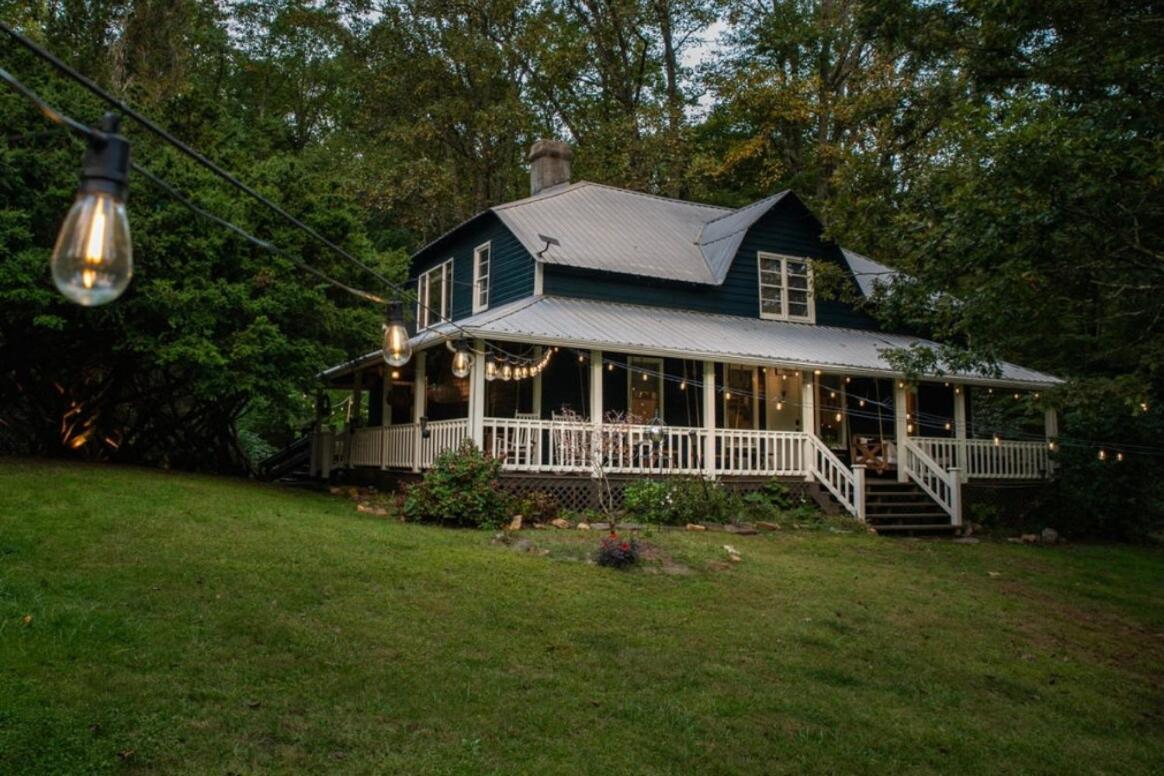 Captain's Cabin - B&B Burnsville