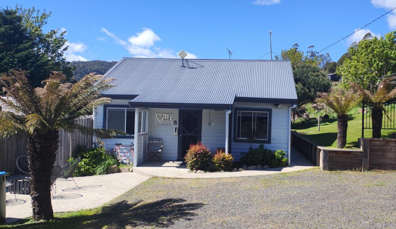 Avalon Blue @ Derby - *Blue Derby Endorsed* - Bed and Breakfast Derby