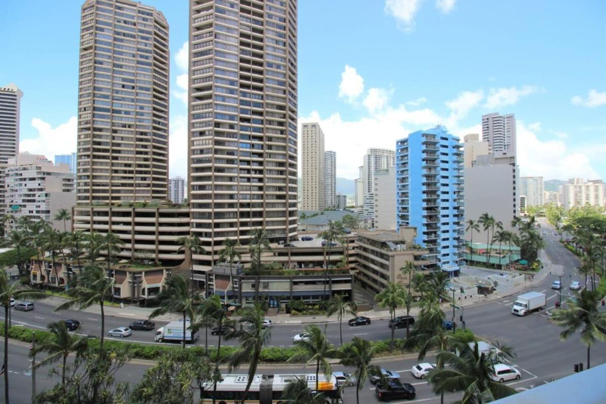 Waikiki - Resort amenities, walk to the beach! - B&B Honolulu