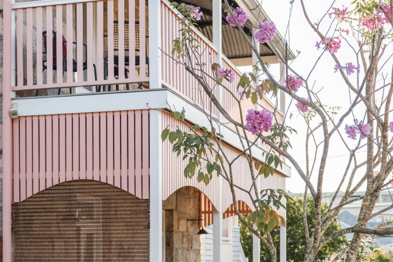 Miss Midgley's - Refectory - Bed and Breakfast Brisbane