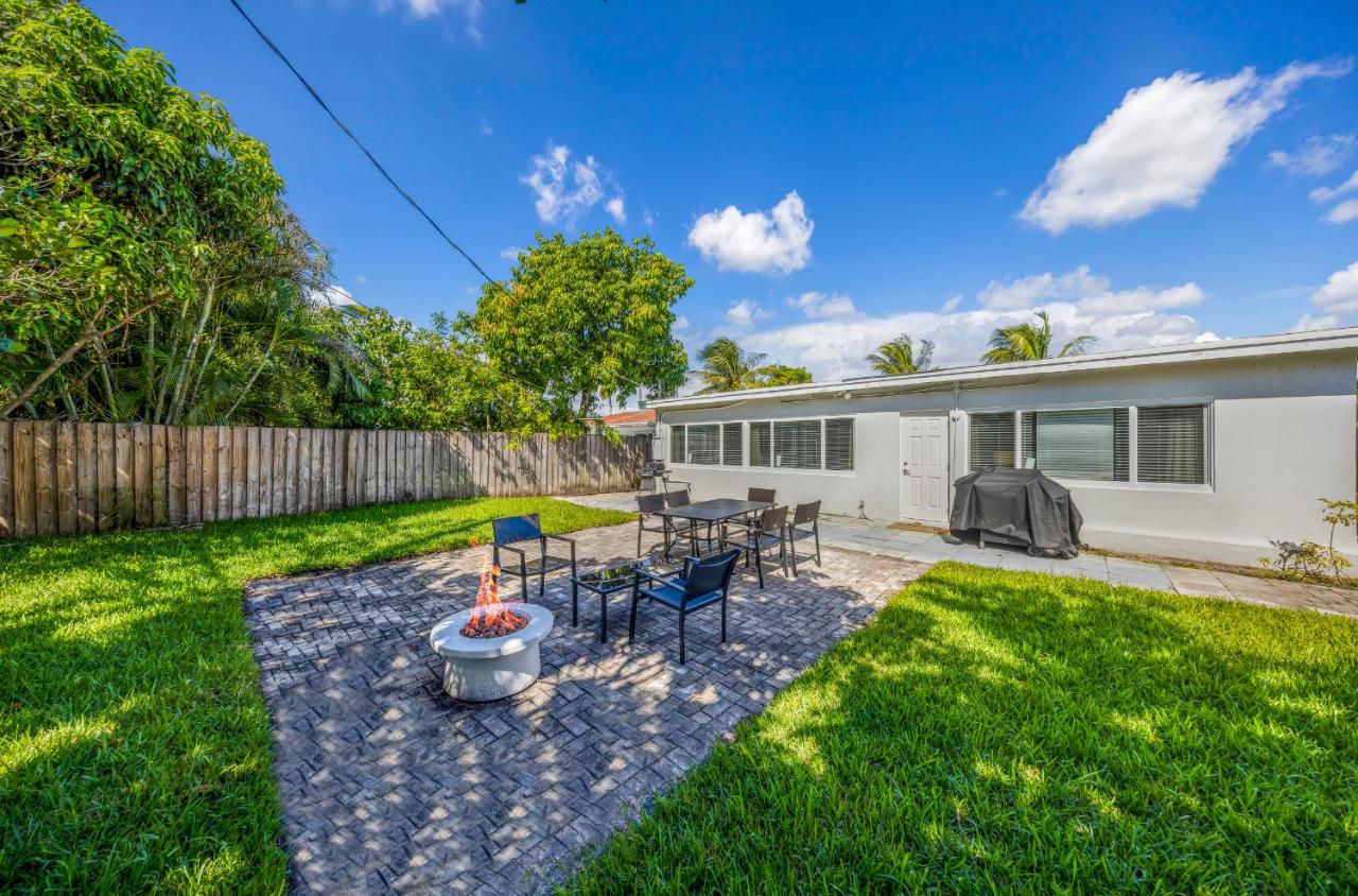 Spacious Fort Lauderdale Bungalow 10mins Airport & Beach Near Miami - B&B Fort Lauderdale