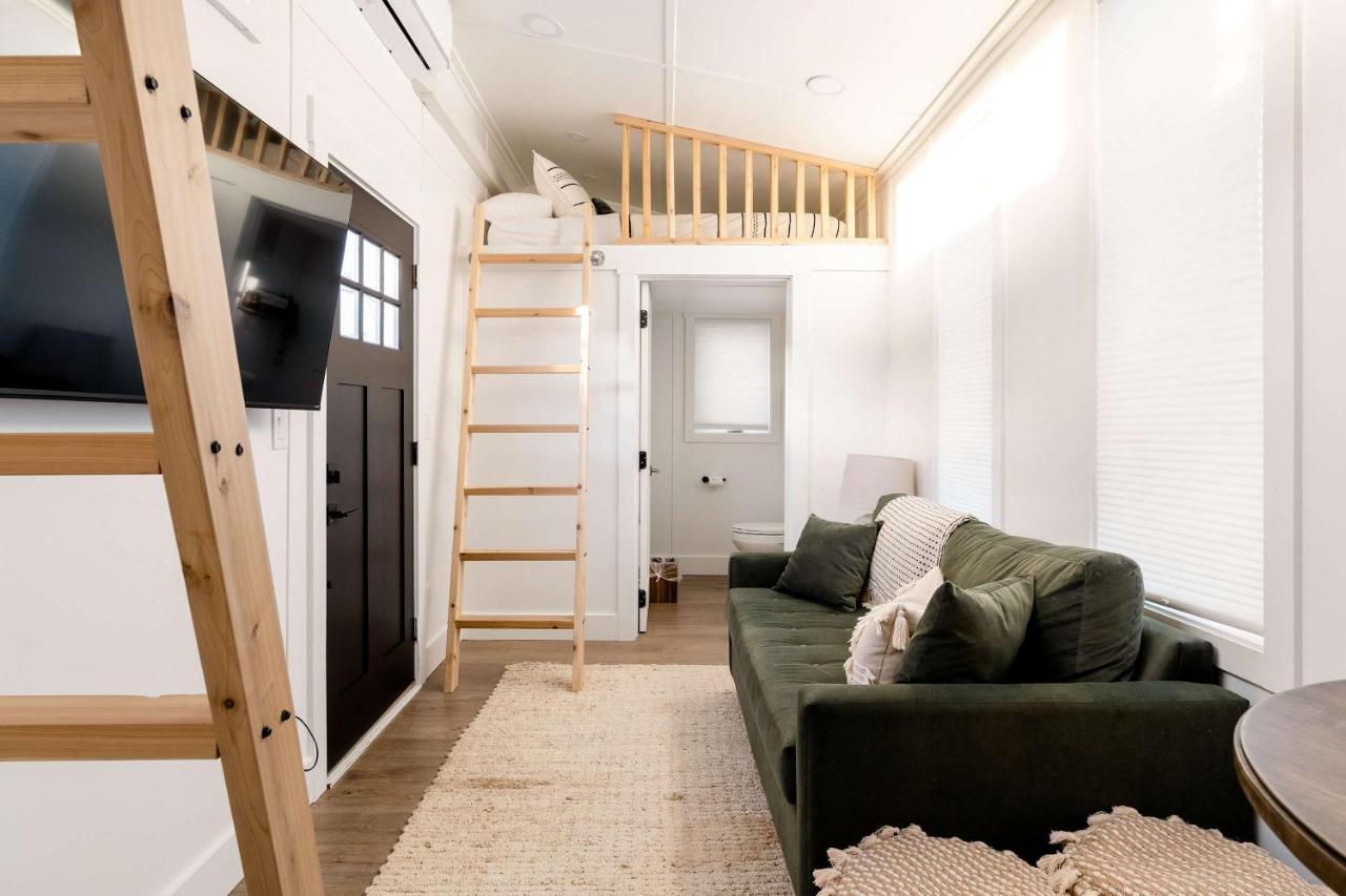 Stay Portland - The Tiny Farmhouse on Alberta - Chambres d’hôtes Portland