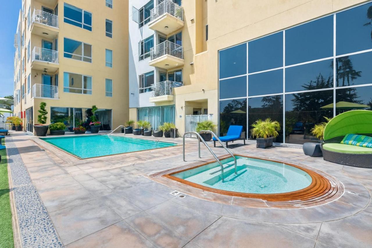 Two-Bedroom Apartment with Terrace