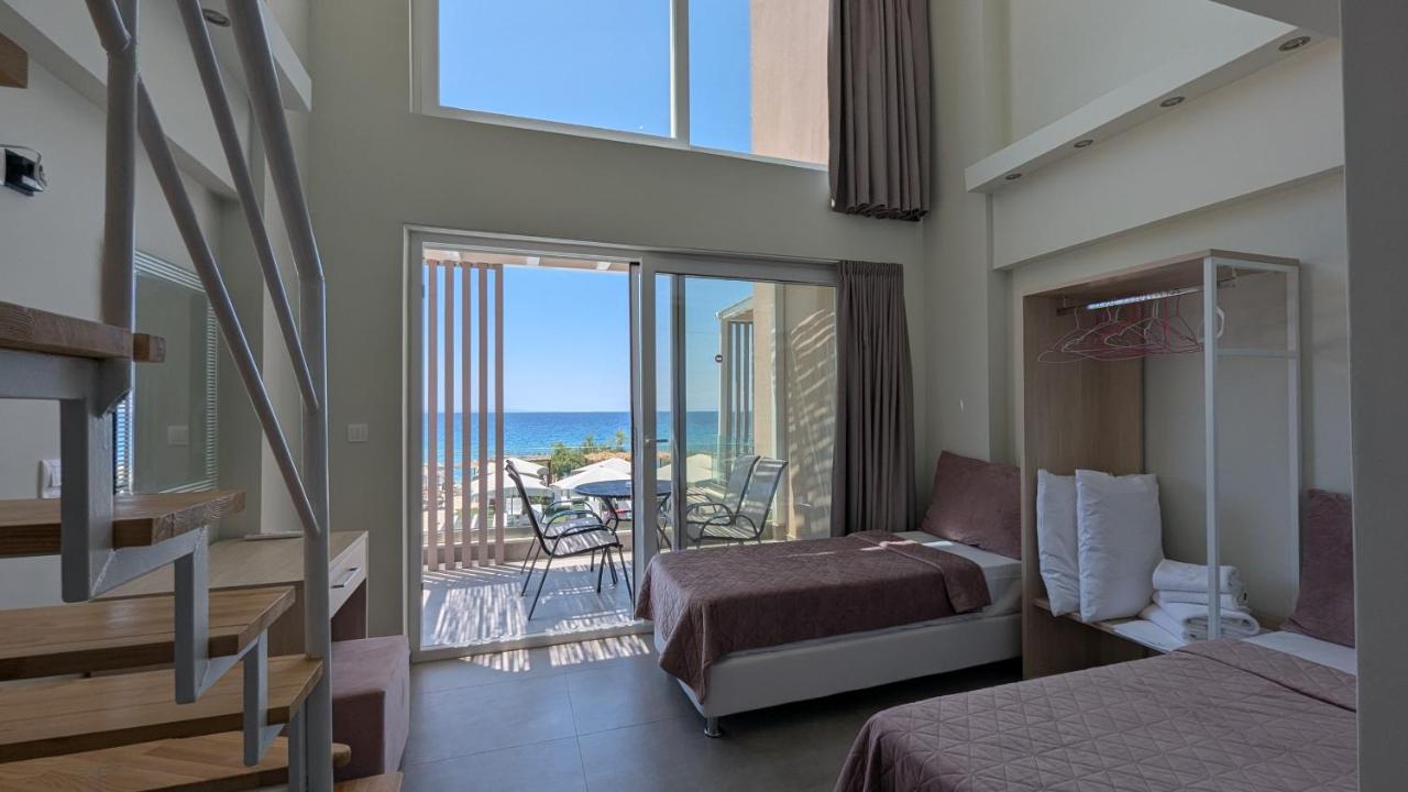 Quadruple Room with Sea View