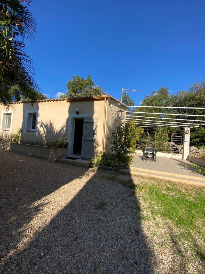 gite T2 au milieu de la nature - B&B Besse-sur-Issole