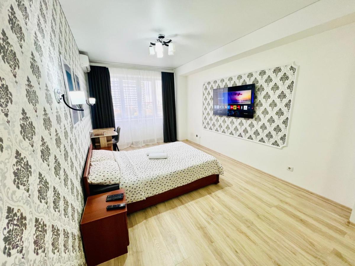 Le Monde 2 ROOMS Apartment - B&B Chişinău