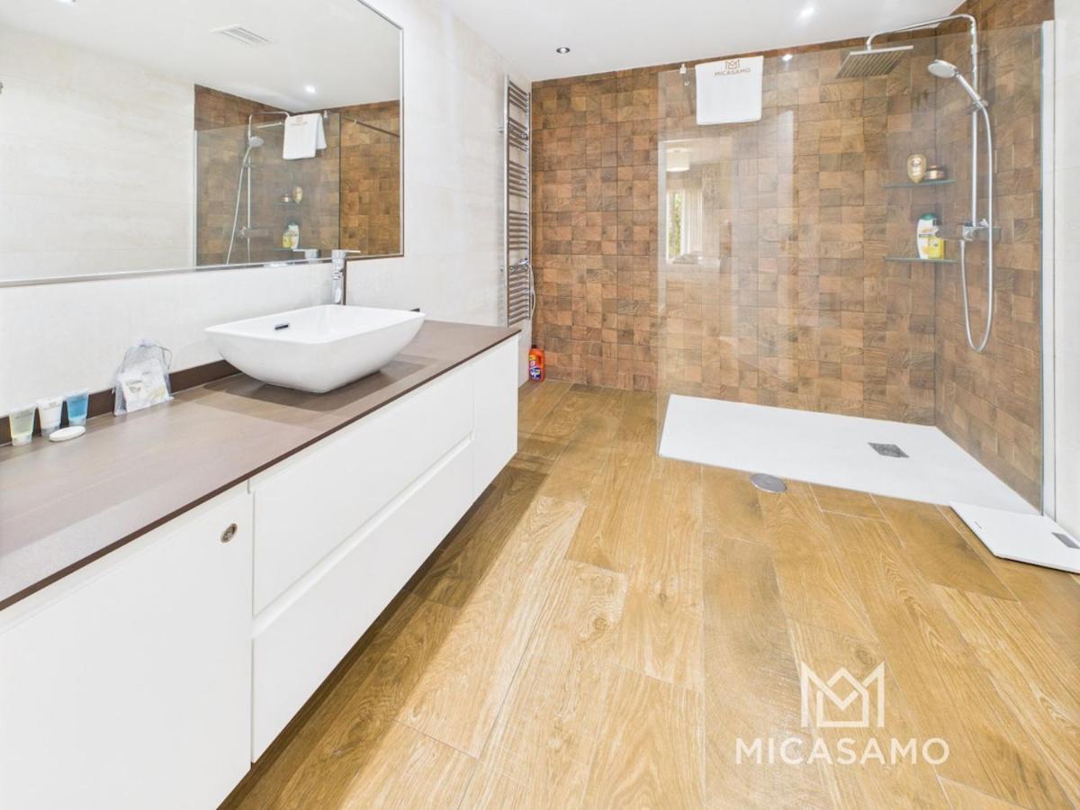 Stunning Three Bedrooms In Los Olivos - Chambres d'hôtes Atamaría