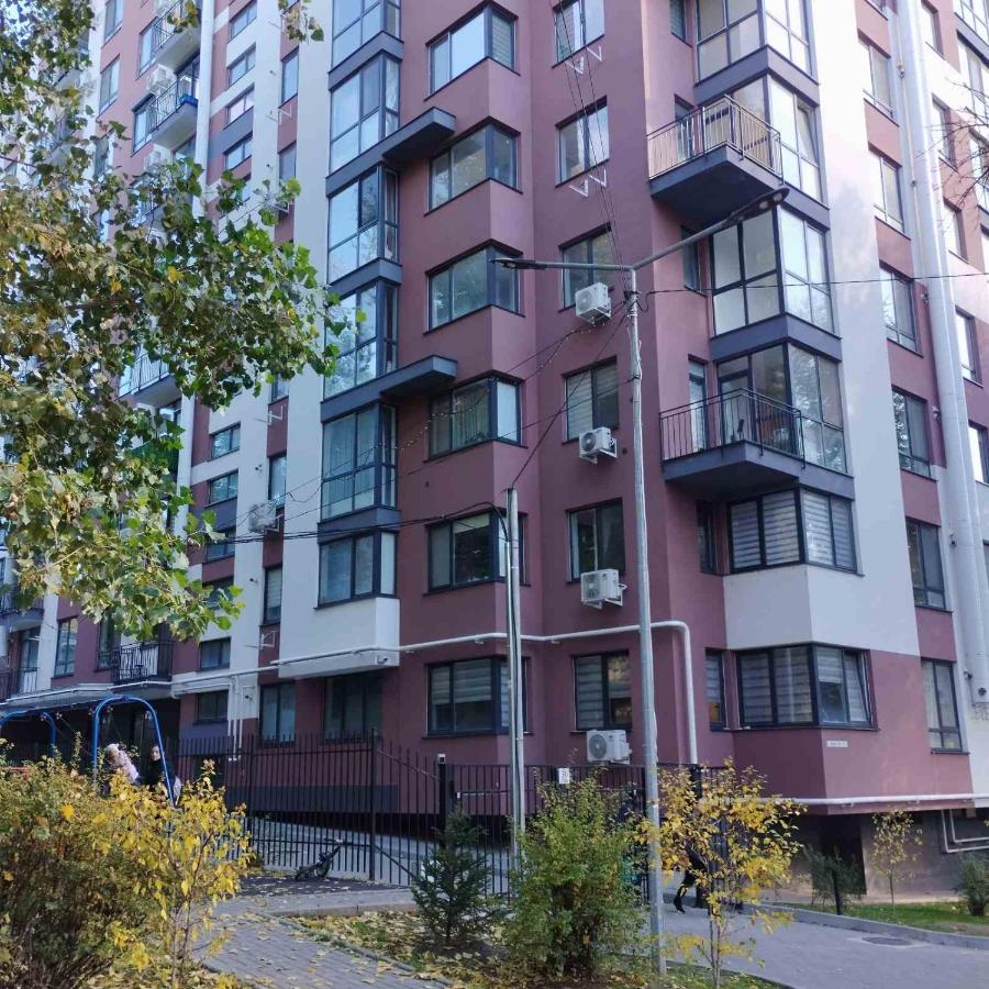 Love the Spot 2Room Complete Near Everything - B&B Chișinău