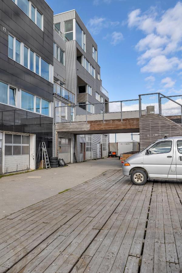 Central apartment with seaview, Tromsø - B&B Tromsø
