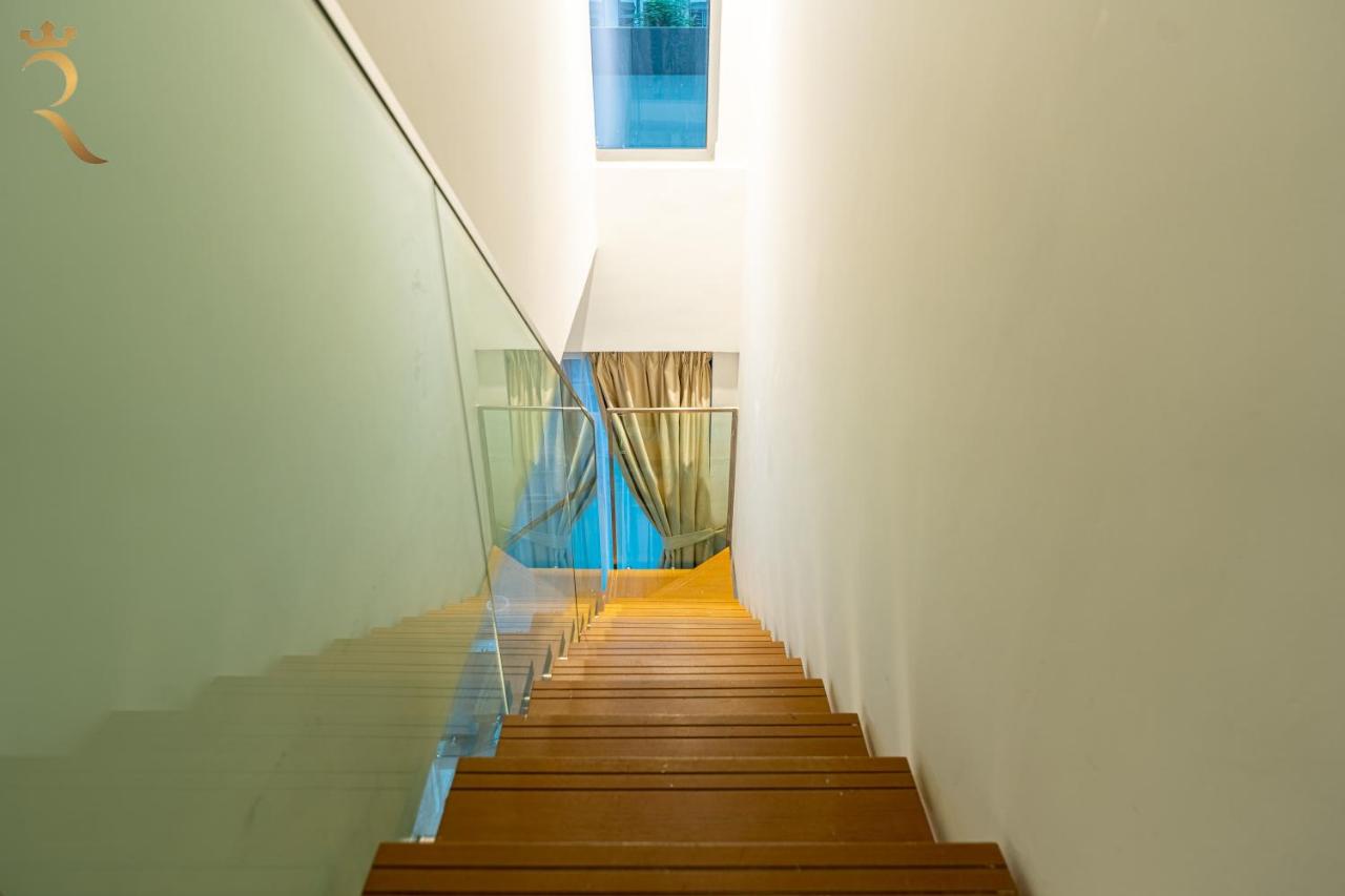 Elegant 2BR Apartment Mirage Zen Masdar City - B&B Abu Dhabi