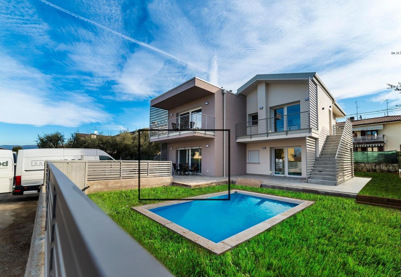 Residence Arena-nuovo, moderno con piscina - B&B Lazise