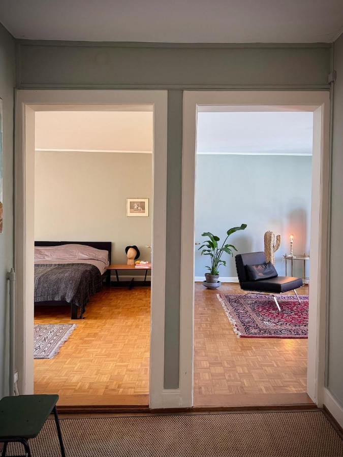 Apartamento de 2 dormitorios con balcón y terraza