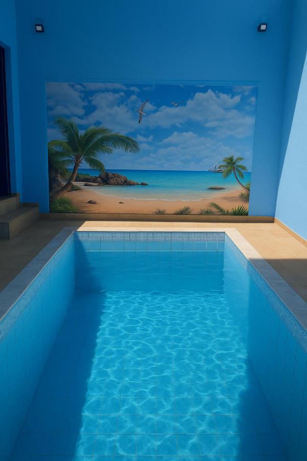 Casa ampla com piscina e confortável - B&B Niterói