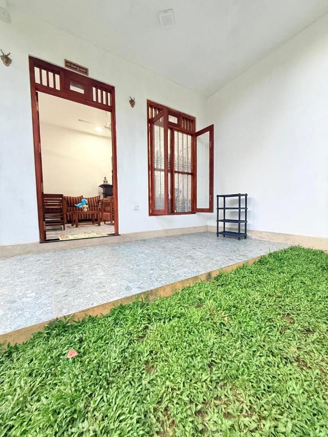 Freedom Villa - B&B Hikkaduwa