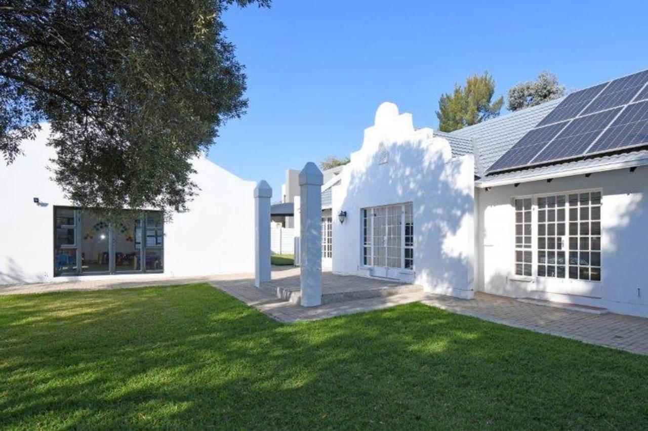 One Dolomiet - B&B Fourways