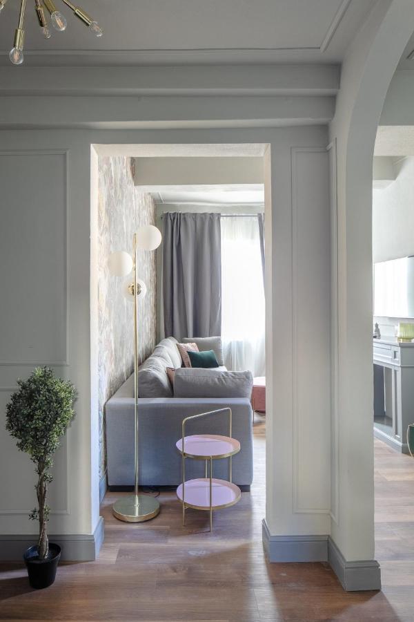 BRAND NEW - Luxury 4 bedroom and 4 bathroom at Duomo - B&B Firenze