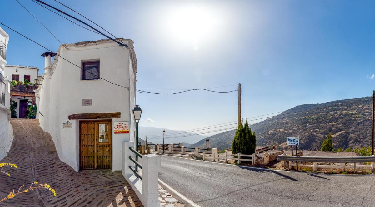 Casa La Soleá. Vistas al pueblo y la Sierra - B&B Bubión